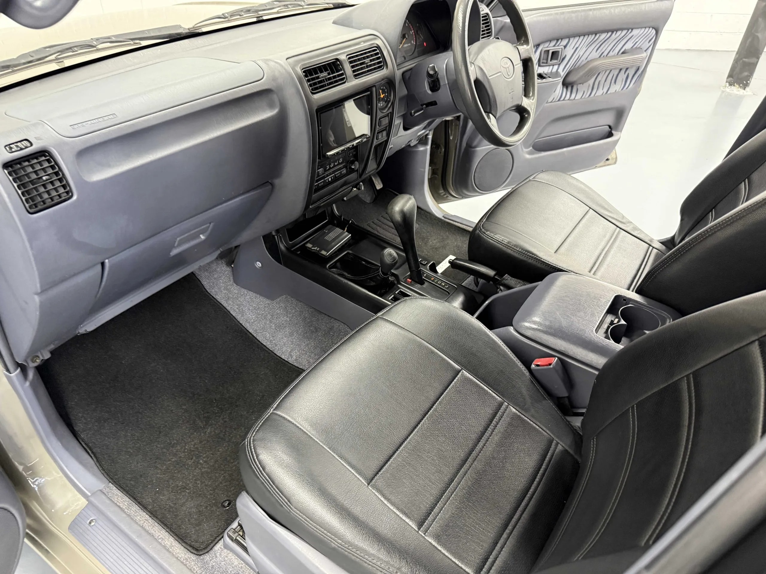 1996-toyota-land-cruiser-prado-for-sale-10