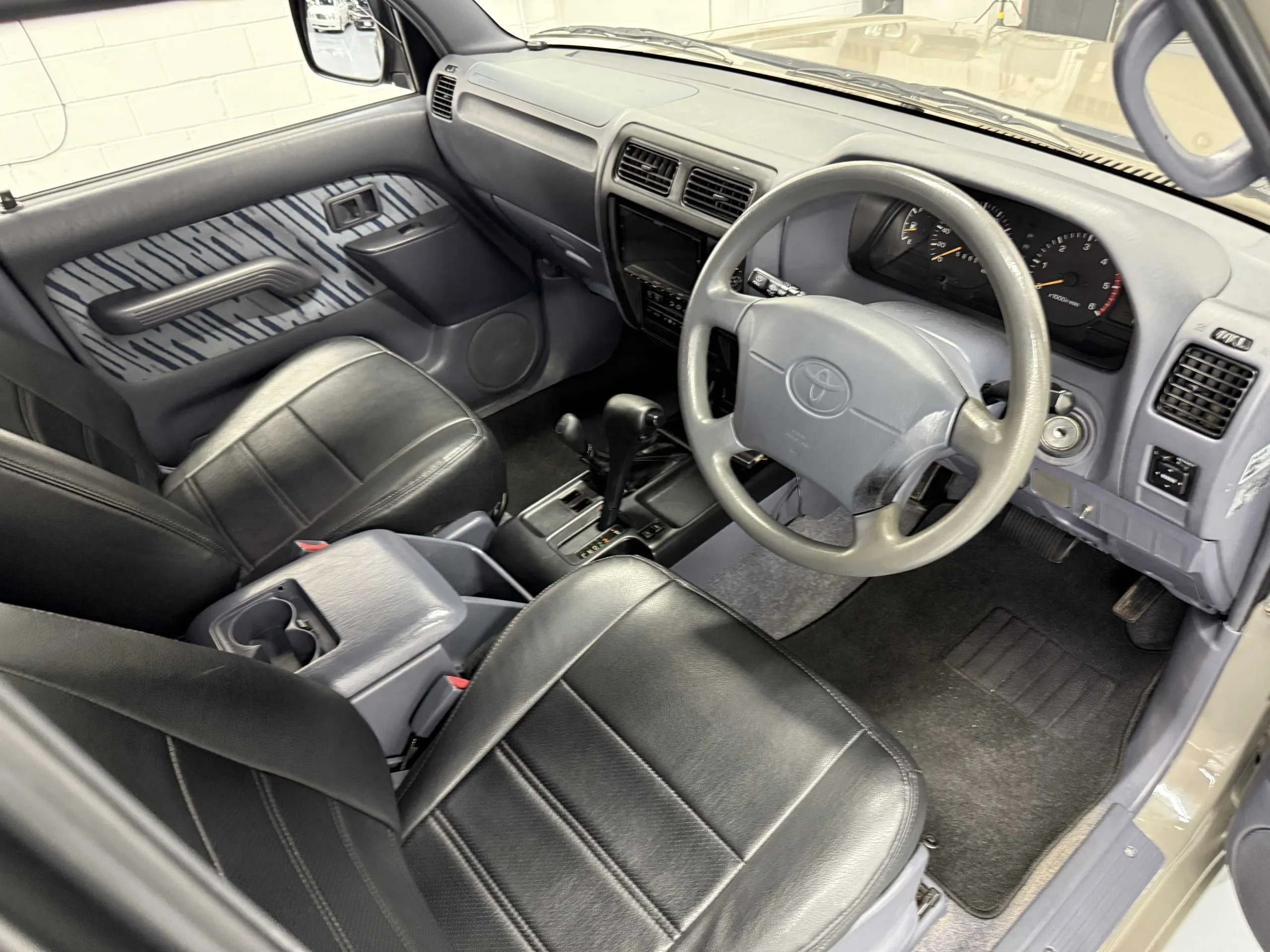 1996-toyota-land-cruiser-prado-for-sale-13