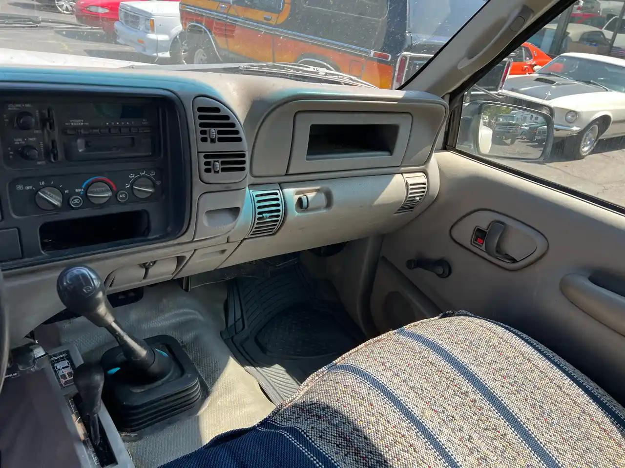 1997-gmc-sierra-project-for-sale-08