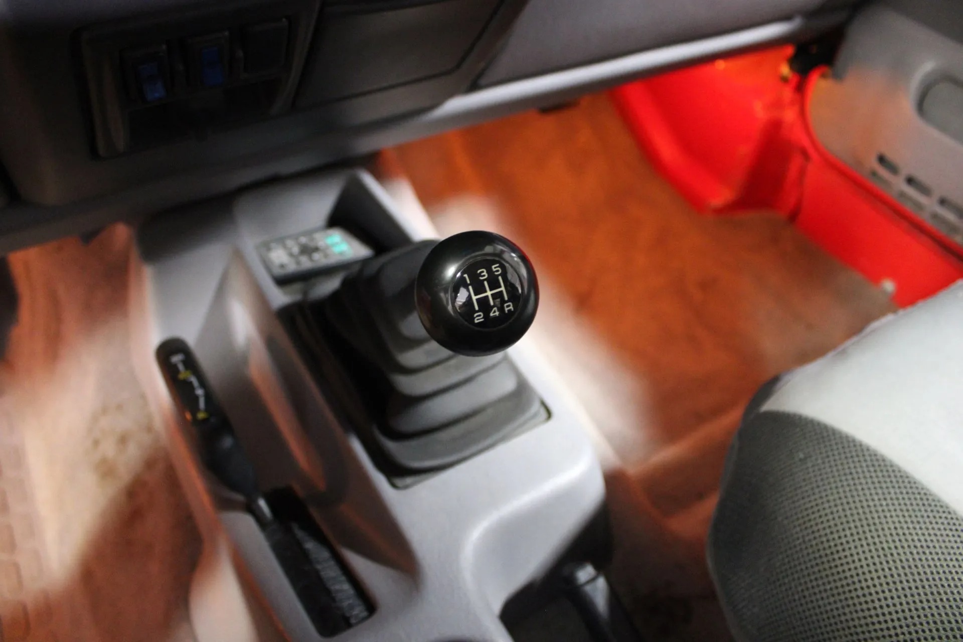 1997-jeep-wrangler-se-for-sale (4)