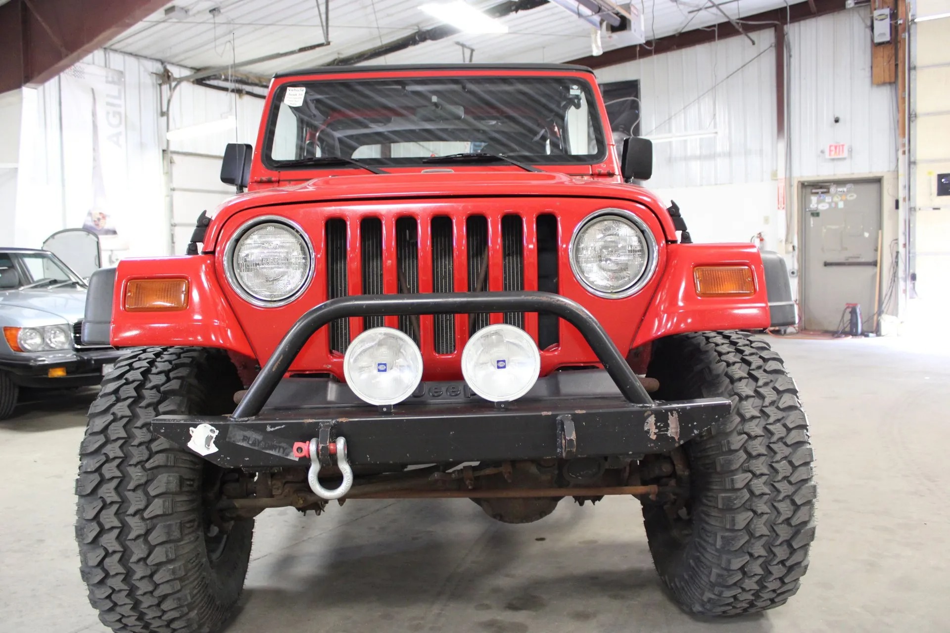 1997-jeep-wrangler-se-for-sale (49)