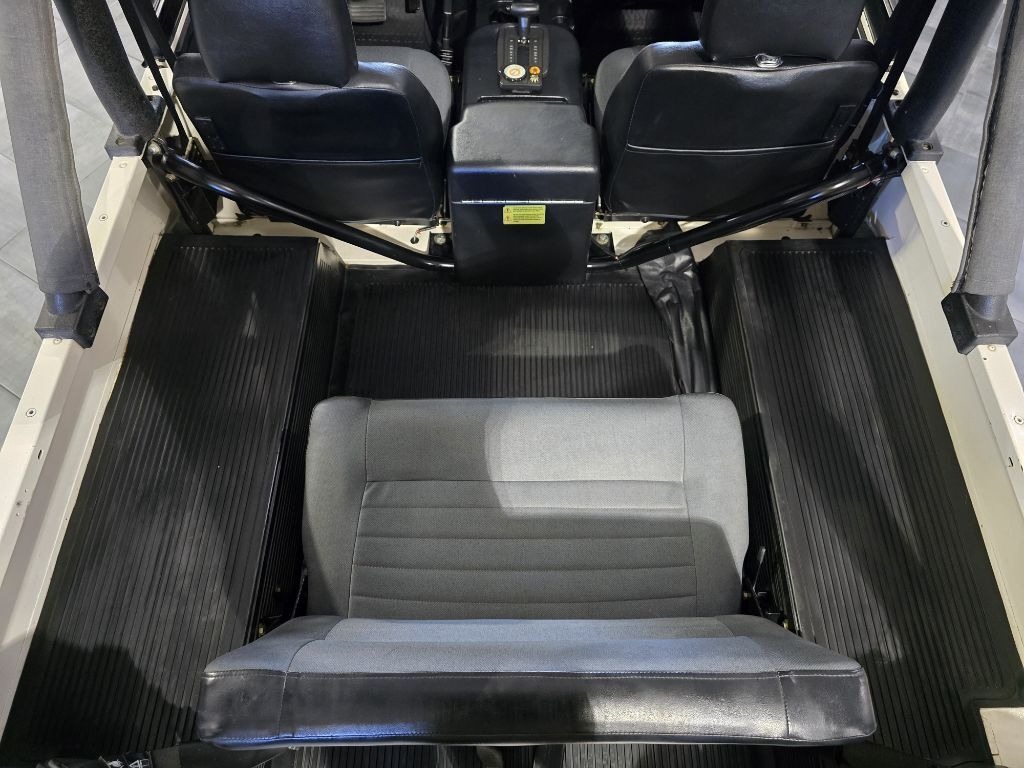 1997-land-rover-defender-90-suv-texas (15)