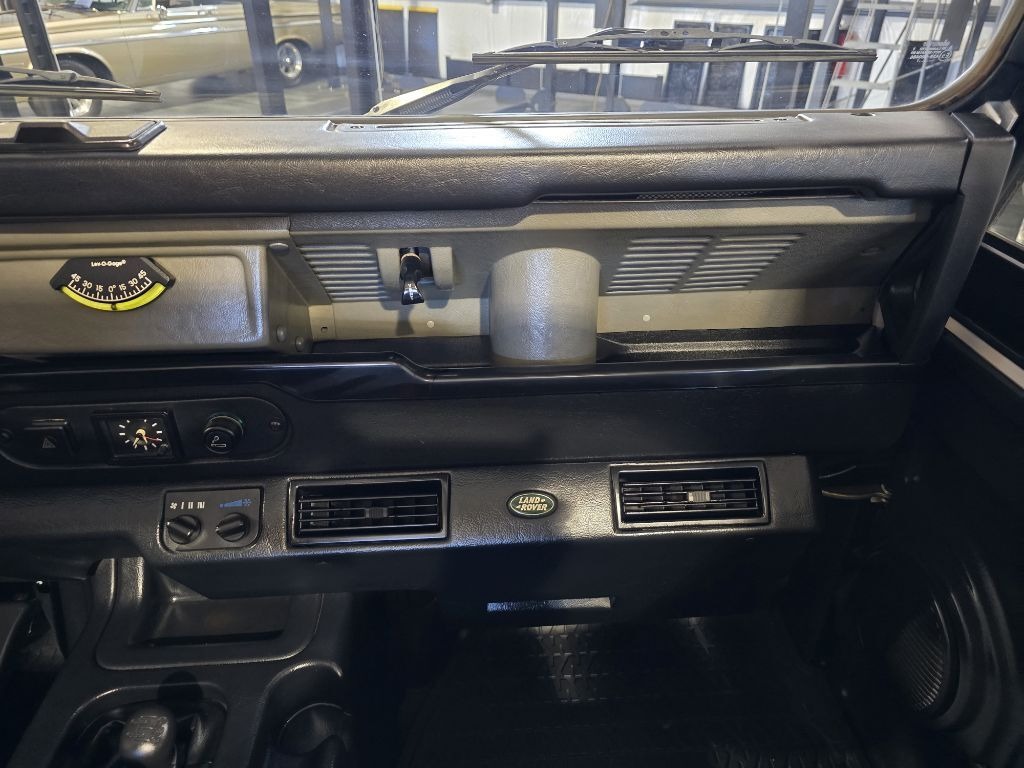 1997-land-rover-defender-90-suv-texas (24)