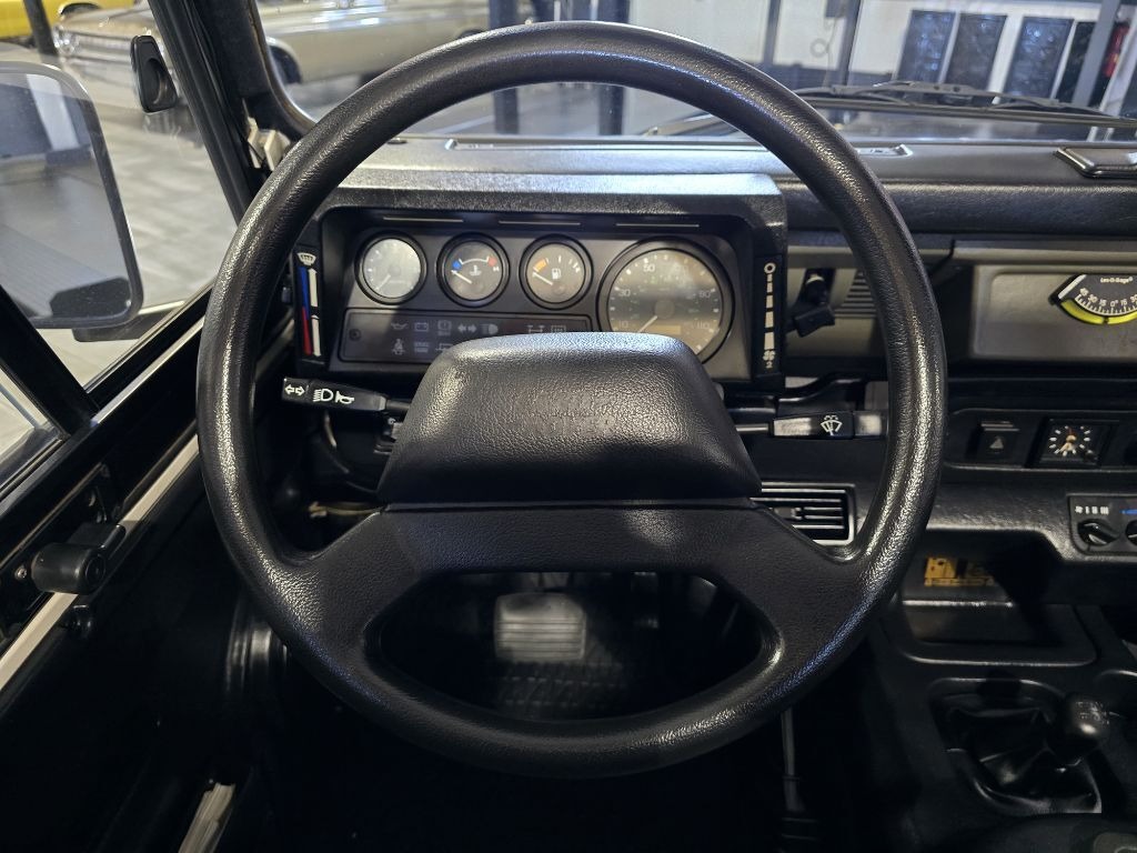 1997-land-rover-defender-90-suv-texas (27)