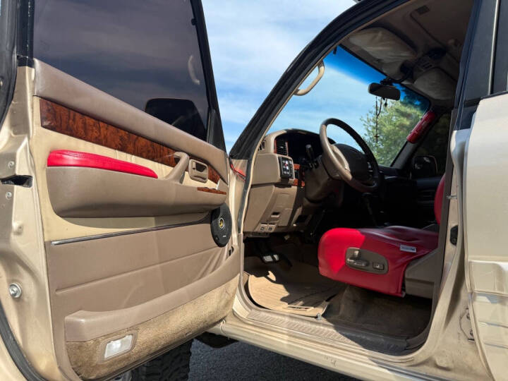 1997-lexus-lx-252520450-base (30)