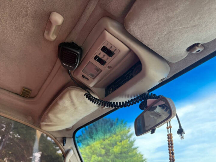 1997-lexus-lx-252520450-base (51)