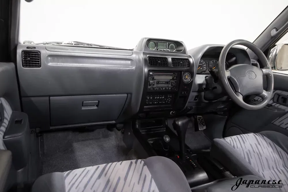 1997-toyota-land-cruiser-j95 (28)