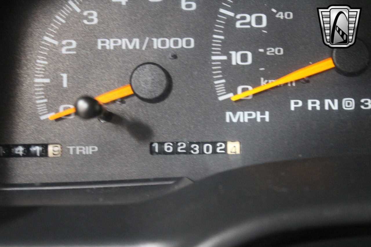 1998-chevrolet-tahoe (22)