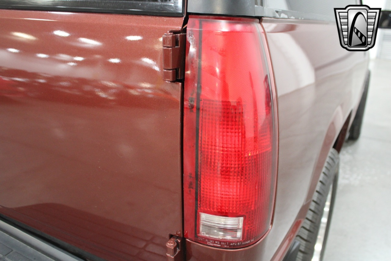 1998-chevrolet-tahoe (47)