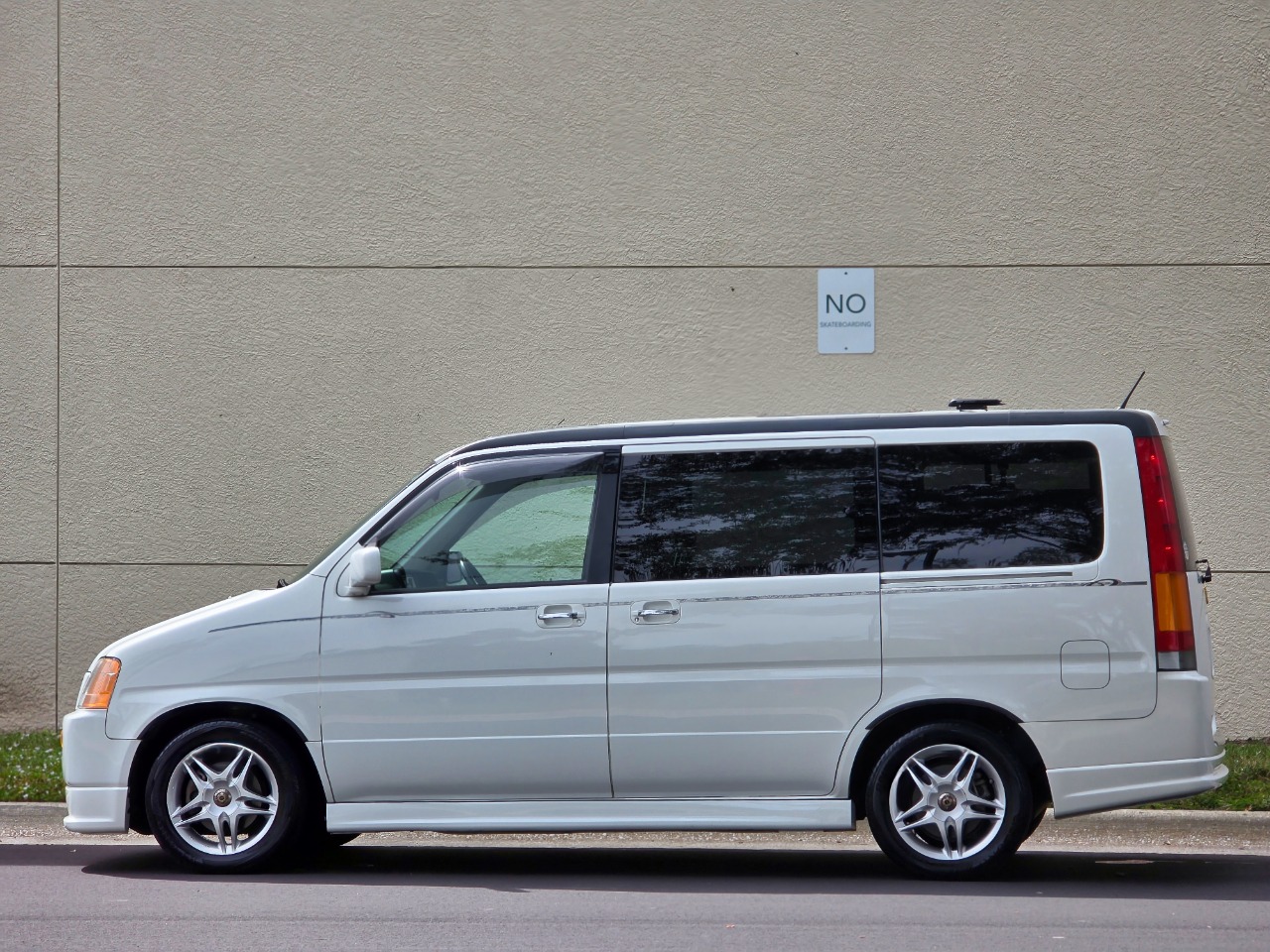 1998-honda-step-wagon-aero-pack (35)