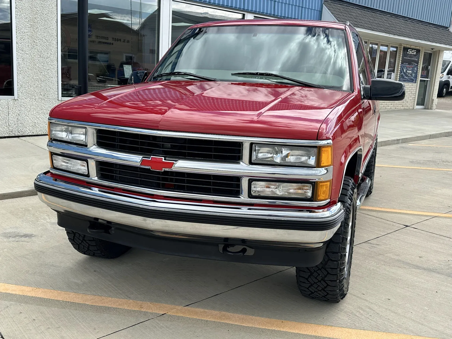 1999-chevrolet-tahoe-lt-for-sale-roanoke-il-2