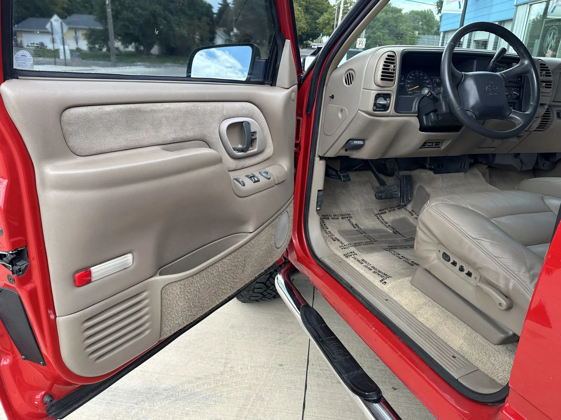1999-chevrolet-tahoe-lt-for-sale-roanoke-il-25