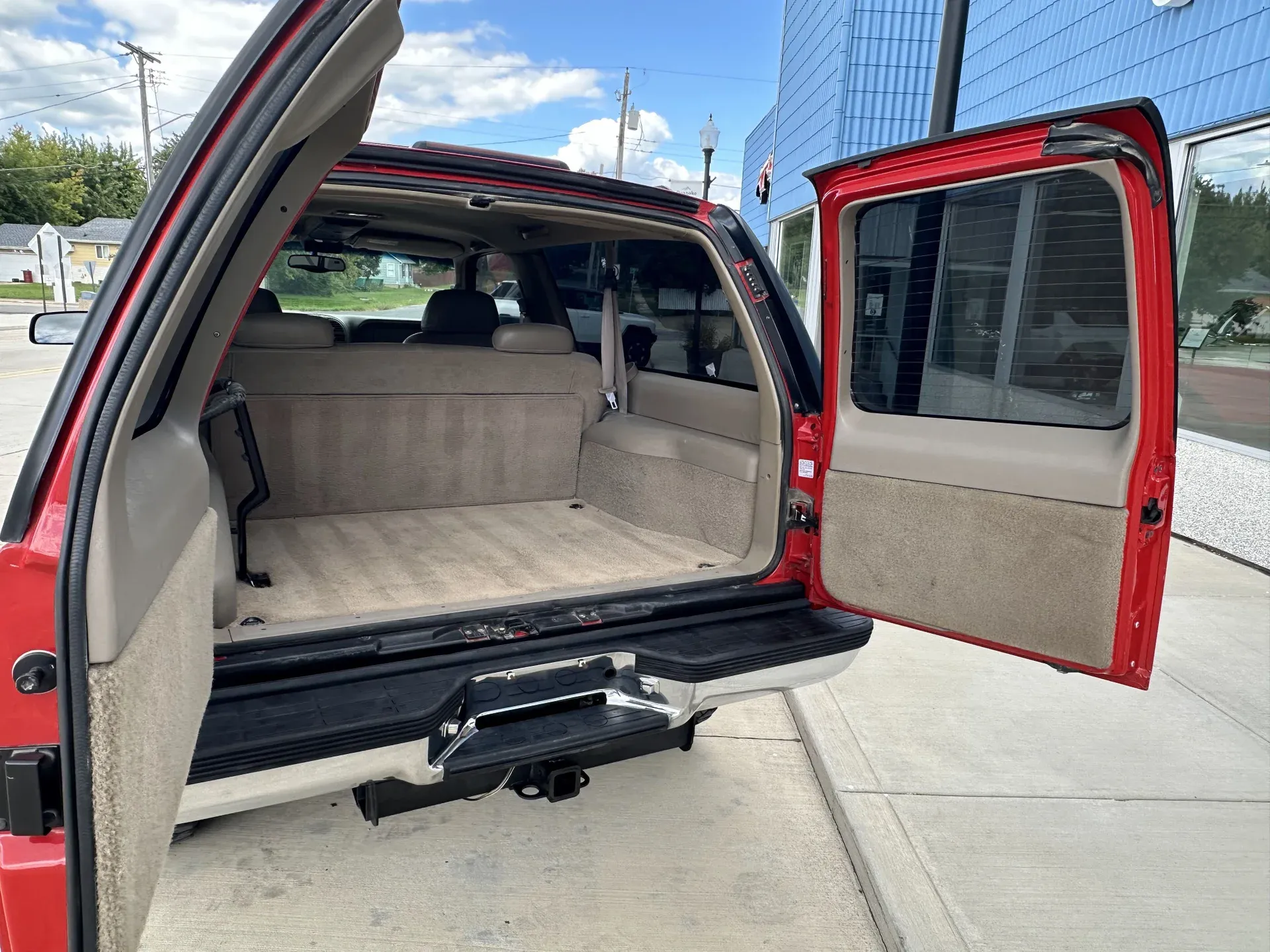 1999-chevrolet-tahoe-lt-for-sale-roanoke-il-38