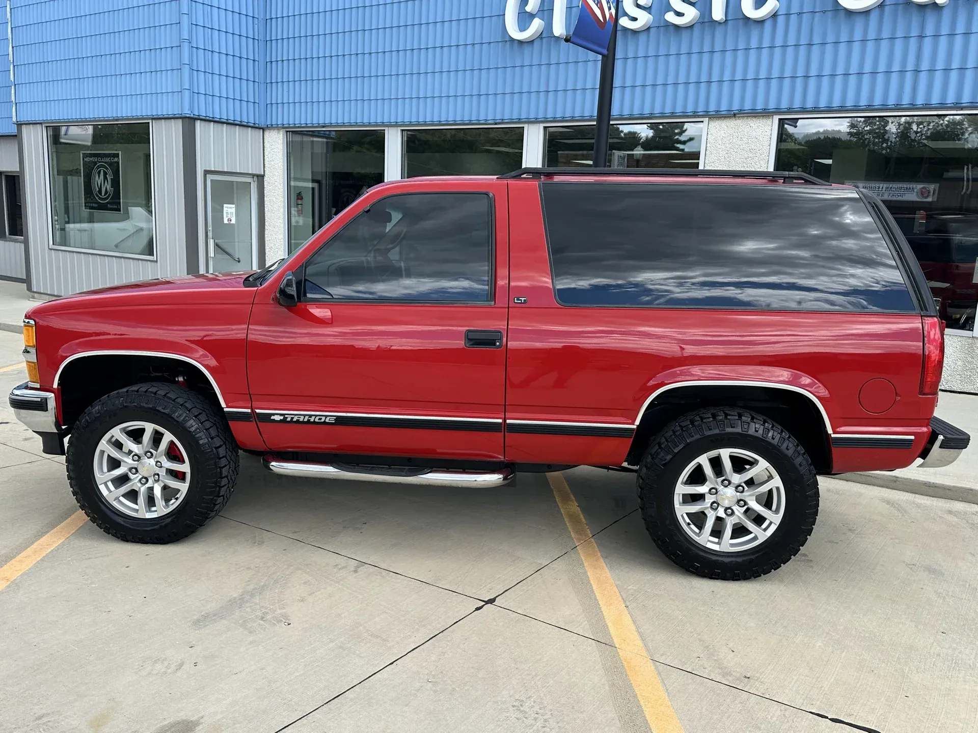 1999-chevrolet-tahoe-lt-for-sale-roanoke-il-7