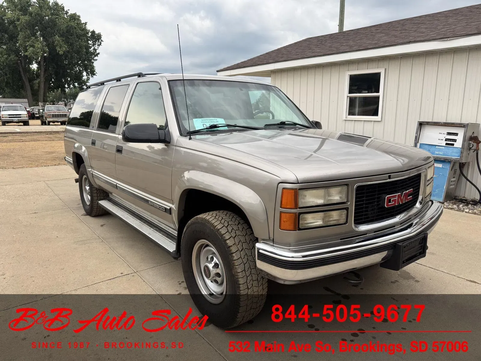 1999-gmc-suburban-for-sale-brookings-sd-1
