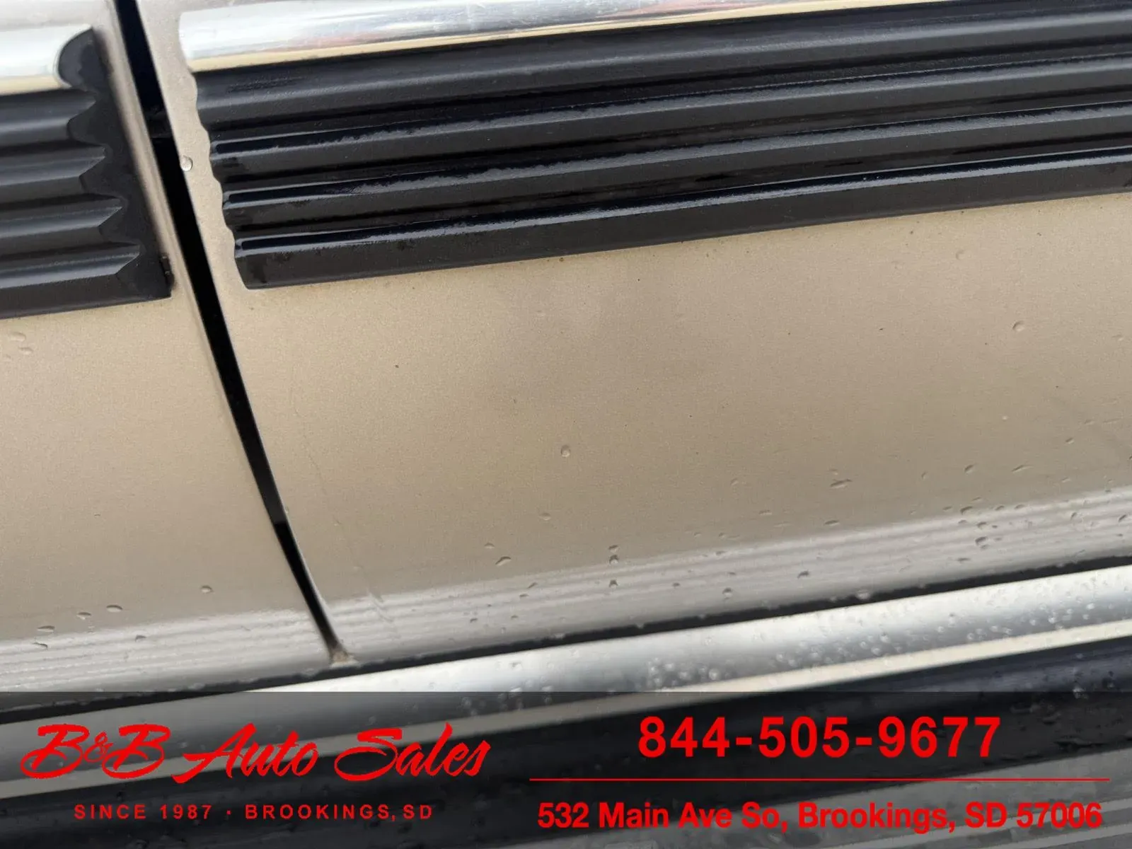 1999-gmc-suburban-for-sale-brookings-sd-30
