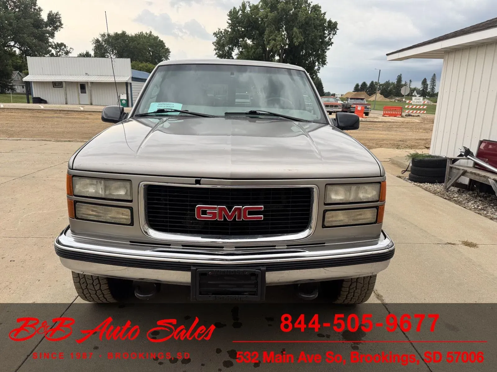 1999-gmc-suburban-for-sale-brookings-sd-32