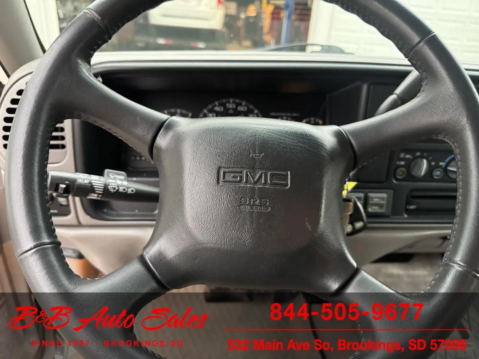 1999-gmc-suburban-for-sale-brookings-sd-37