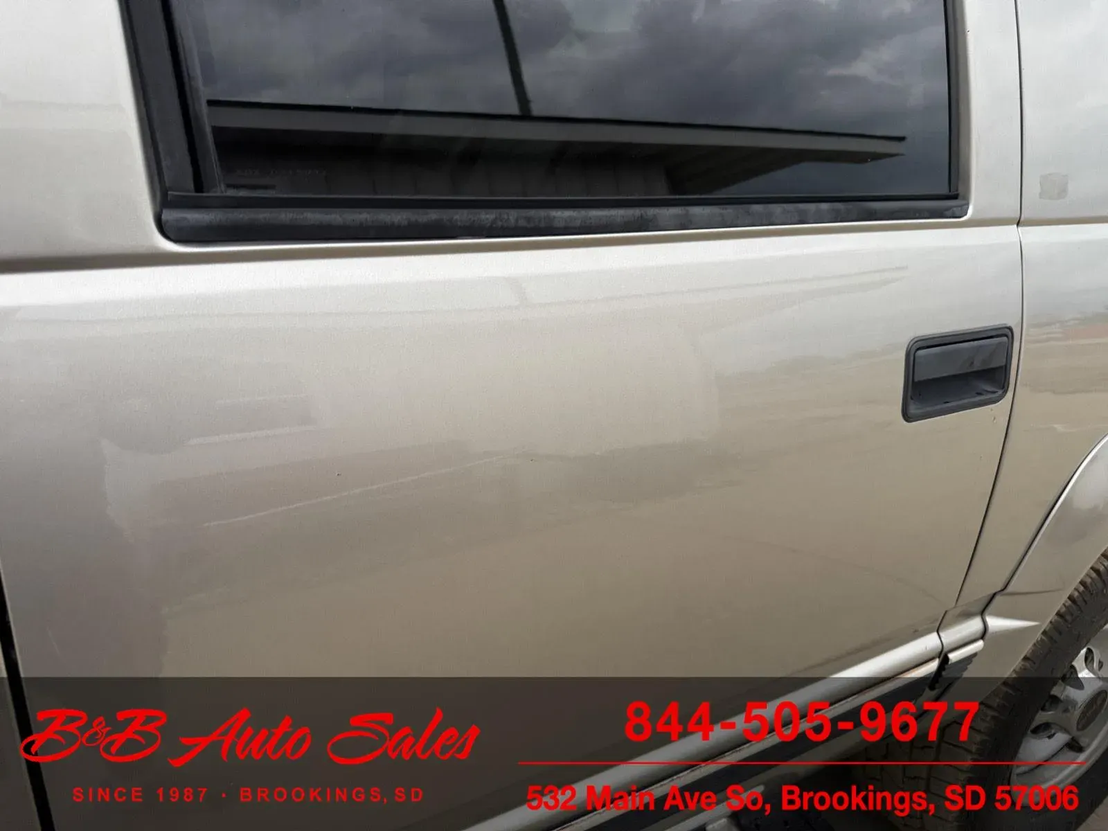 1999-gmc-suburban-for-sale-brookings-sd-50