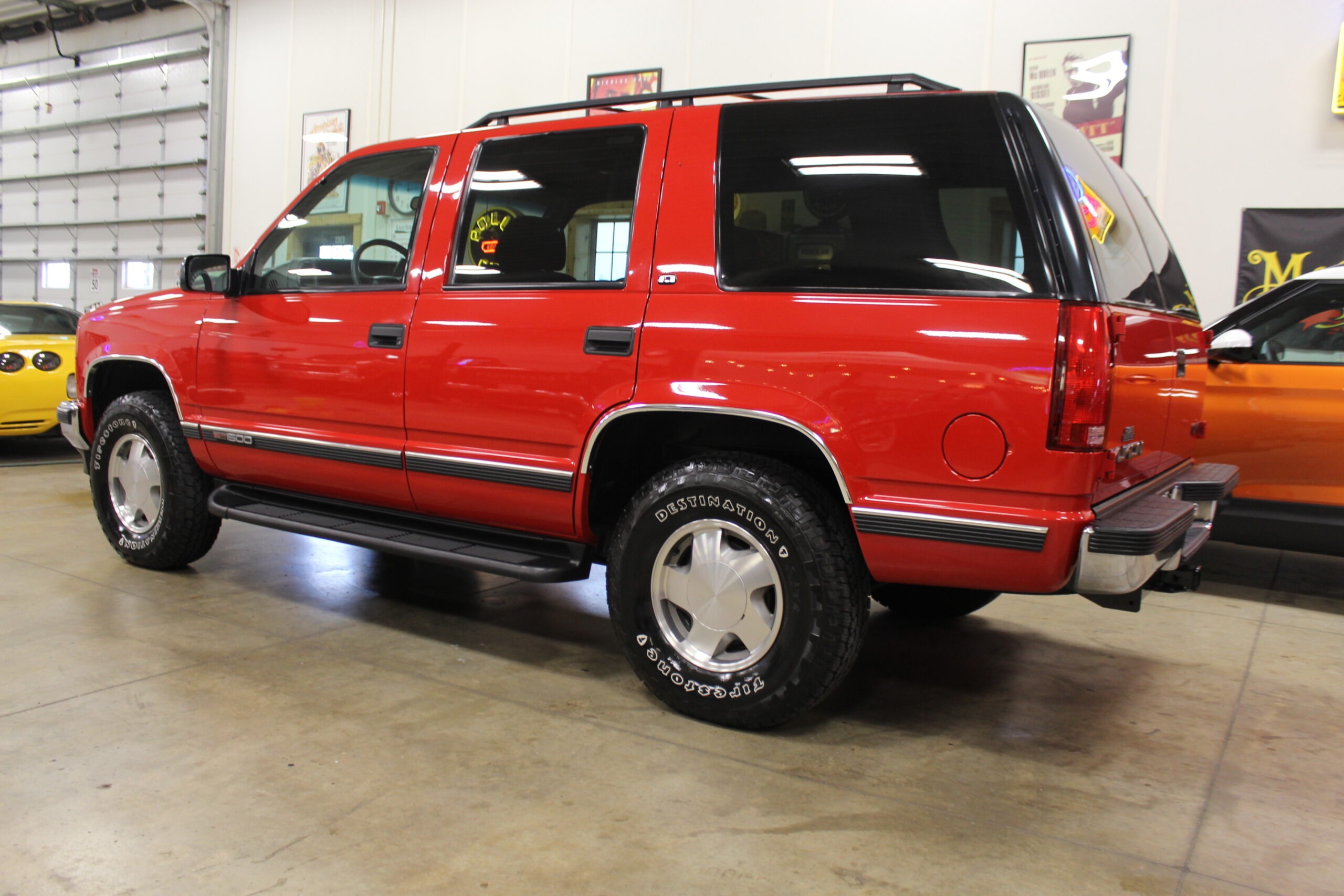 1999-gmc-yukon-4x4-1-owner-66000-original-miles-for-sale-merrill-ia-34