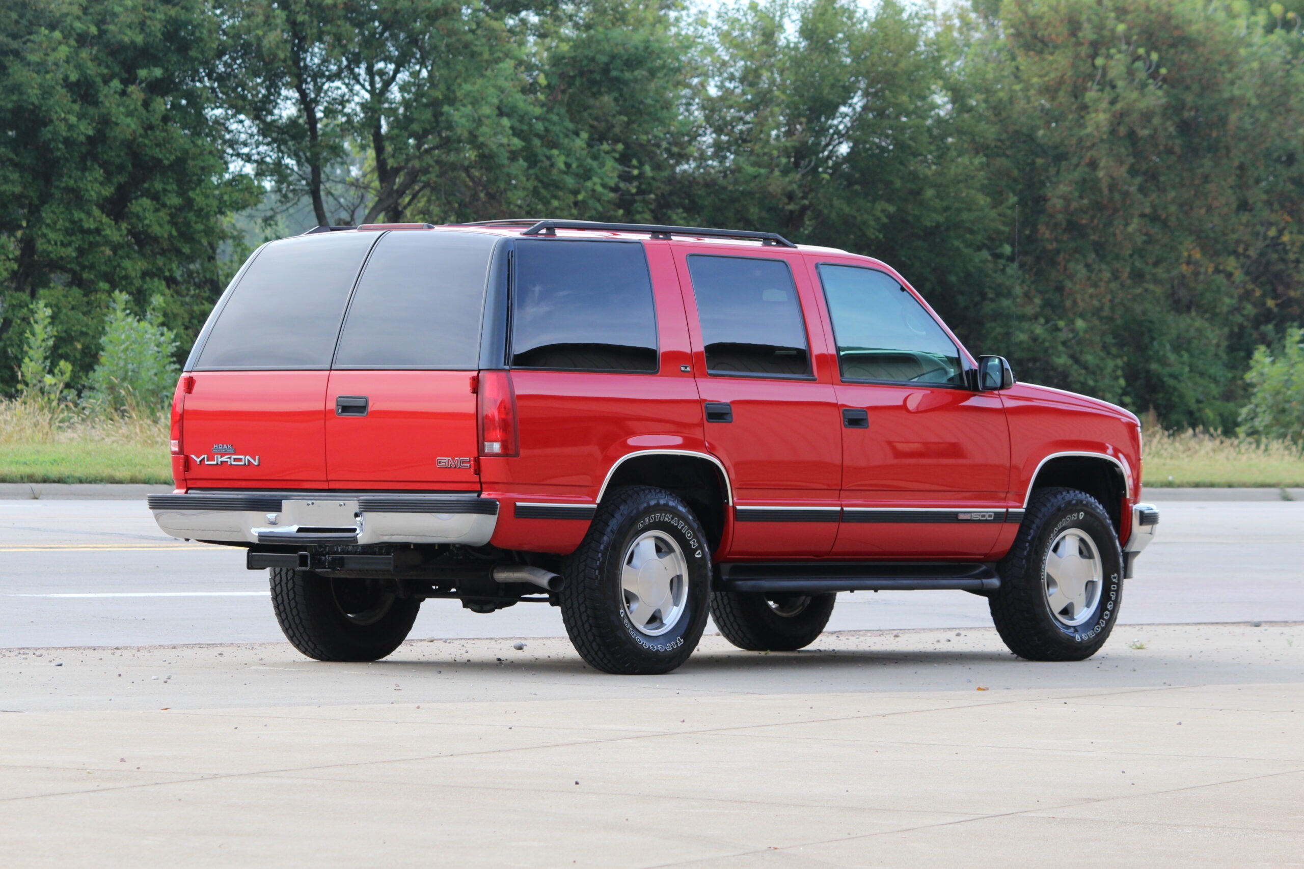 1999-gmc-yukon-4x4-1-owner-66000-original-miles-for-sale-merrill-ia-48