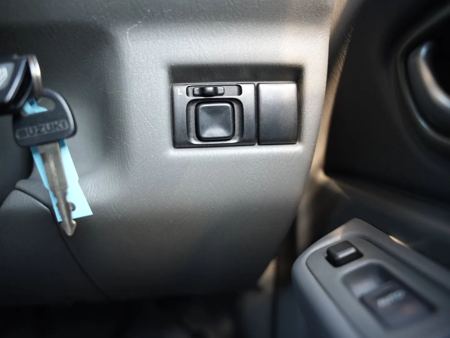 1999-suzuki-jimny-wide (11)