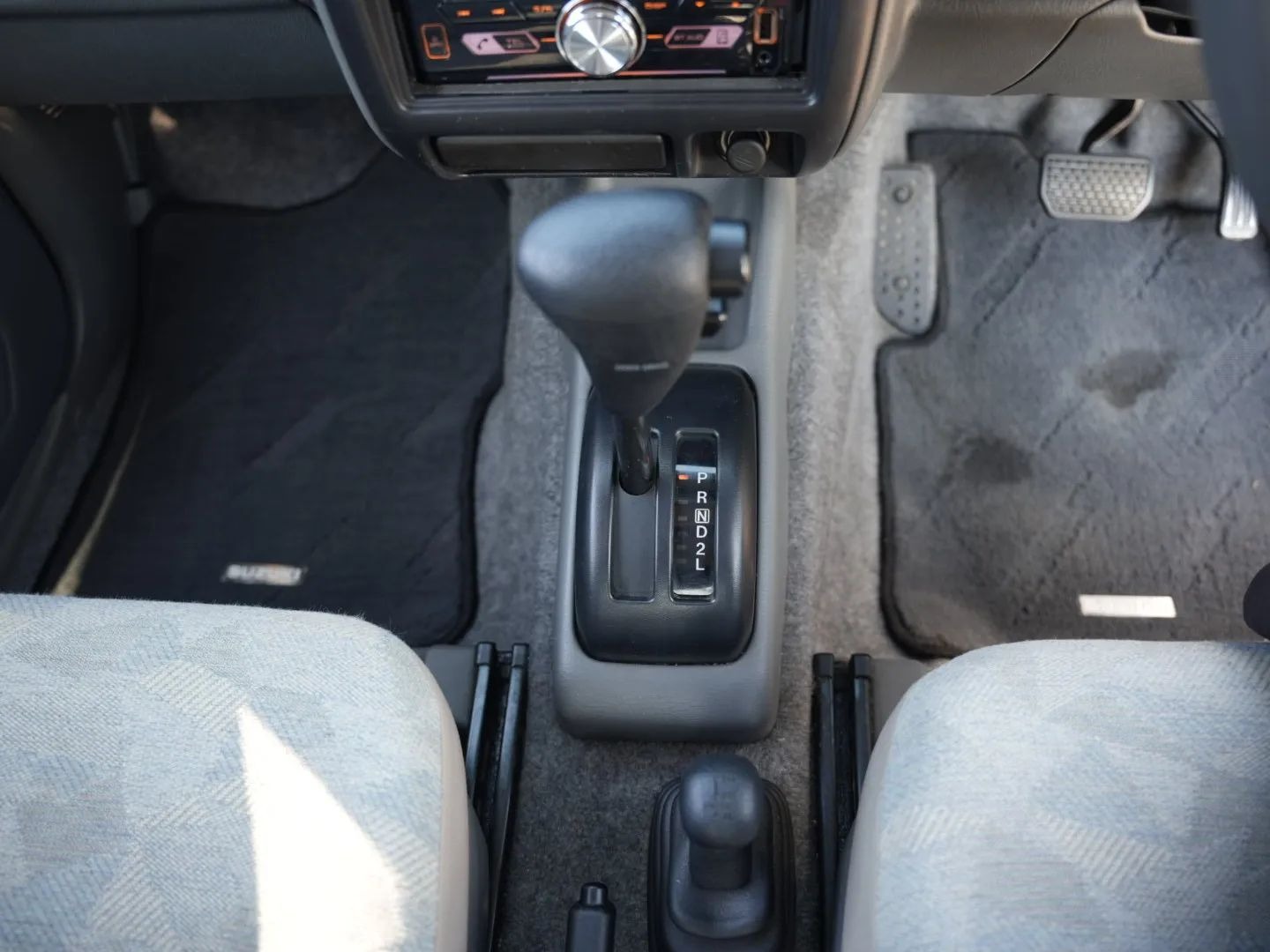 1999-suzuki-jimny-wide (17)