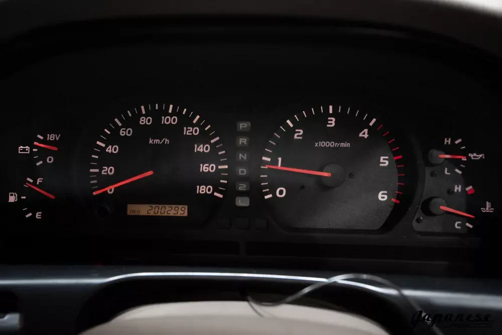 1999-toyota-land-cruiser-vx-limited (2)