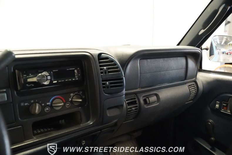 2-door-tahoe-for-sale (36)