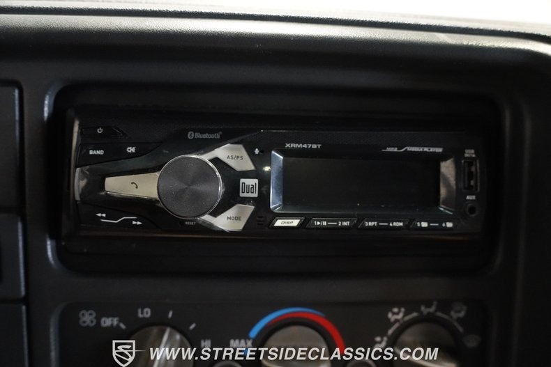 2-door-tahoe-for-sale (37)