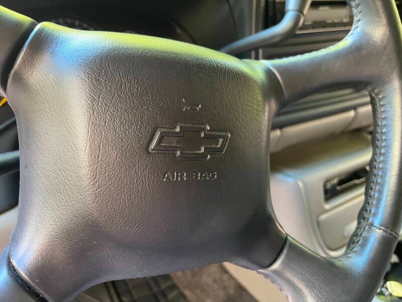 2000-chevy-suburban-for-sale (115)