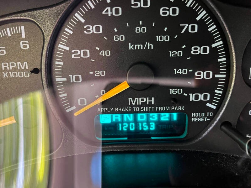 2000-chevy-suburban-for-sale (258)