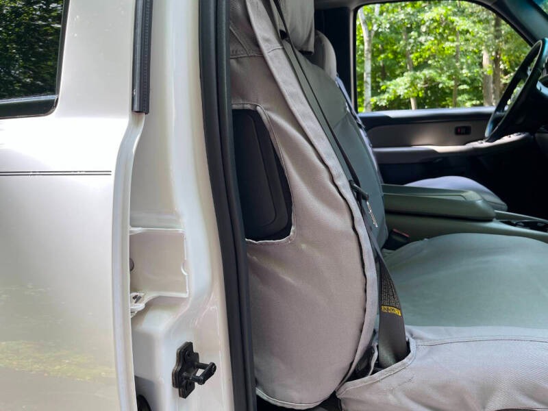 2000-chevy-suburban-for-sale (41)