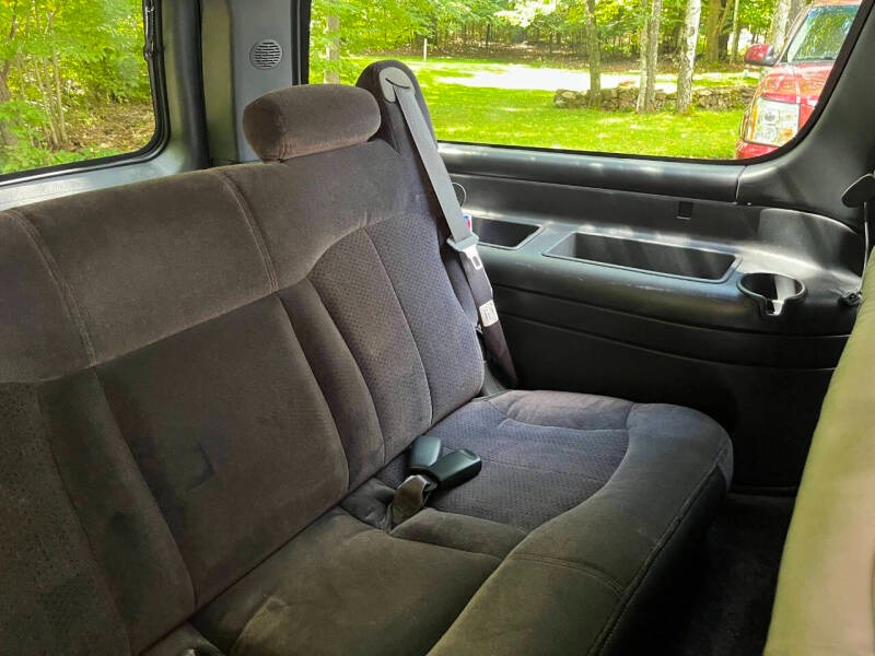 2000-chevy-suburban-for-sale (43)