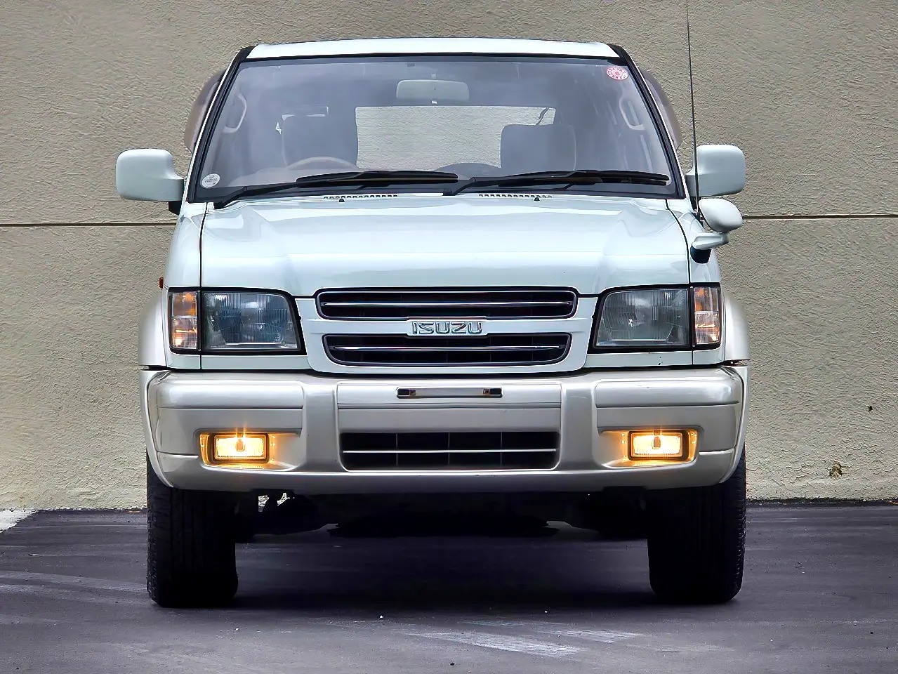 2000-isuzu-trooper-bighorn-plasir-long-for-sale (33)