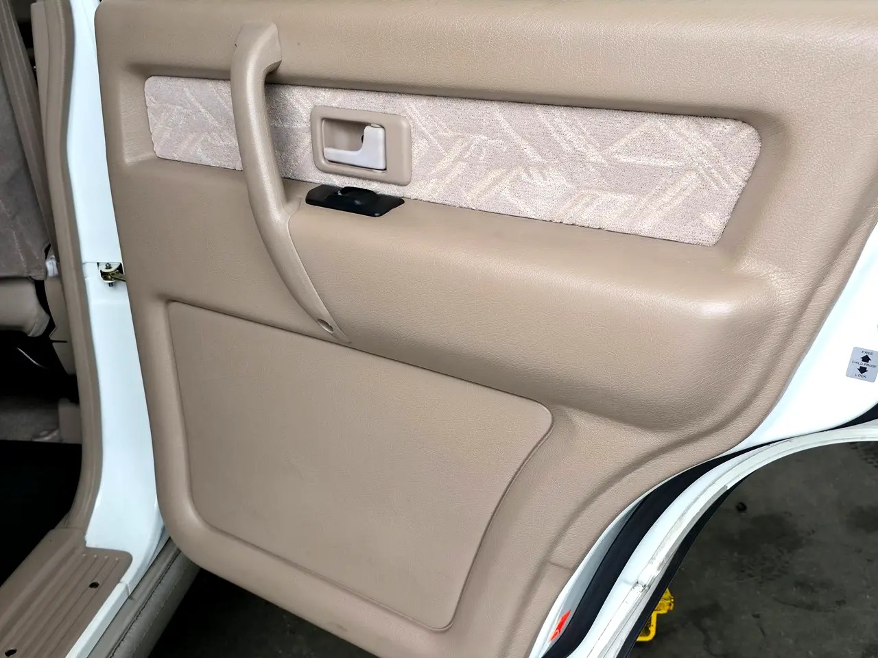 2000-isuzu-trooper-bighorn-plasir-long-for-sale (6)