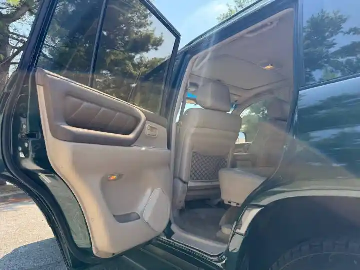 2000-toyota-land-cruiser-for-sale-hagerstown-md-33