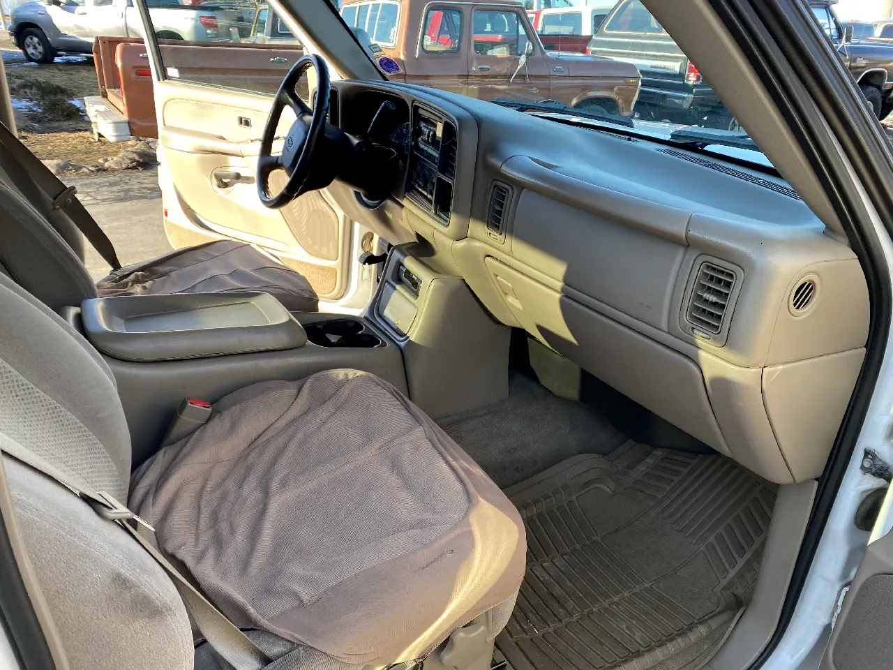 2002-checvrolet-silverado-2500-hd-for-sale-trevor-wi-12
