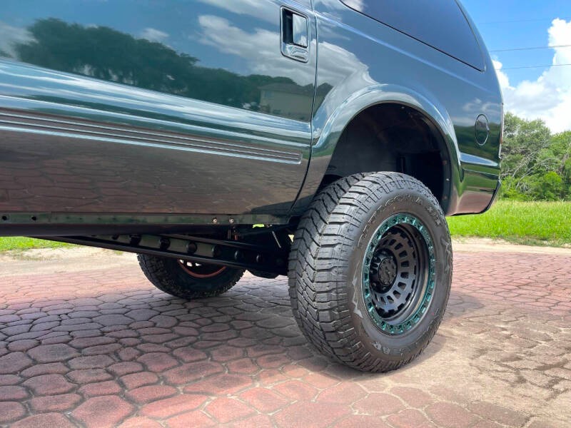 2002-ford-excursion-limited (104)
