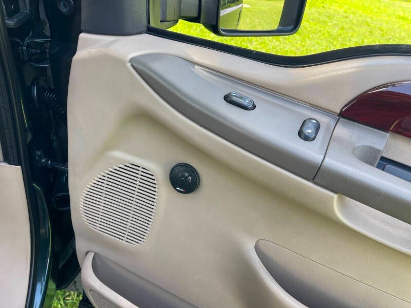 2002-ford-excursion-limited (38)