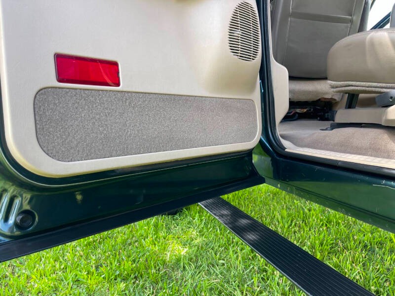 2002-ford-excursion-limited (77)