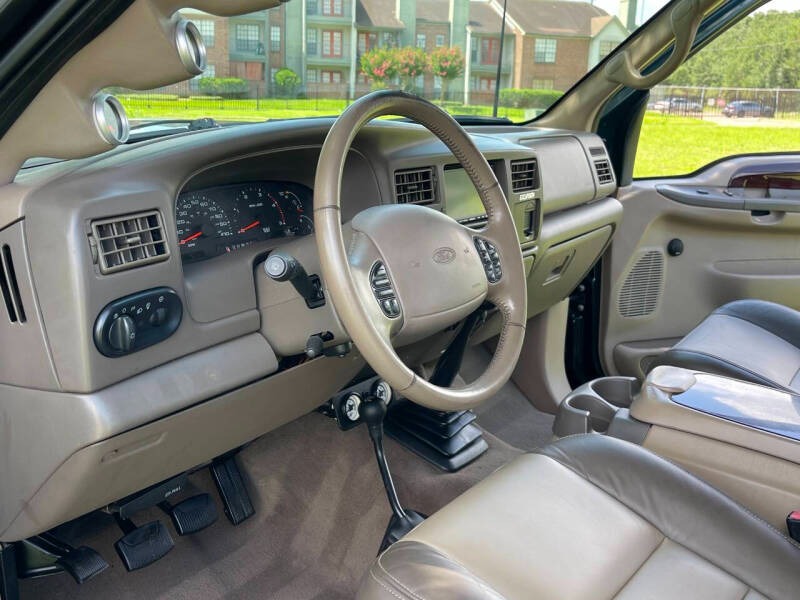 2002-ford-excursion-limited (79)