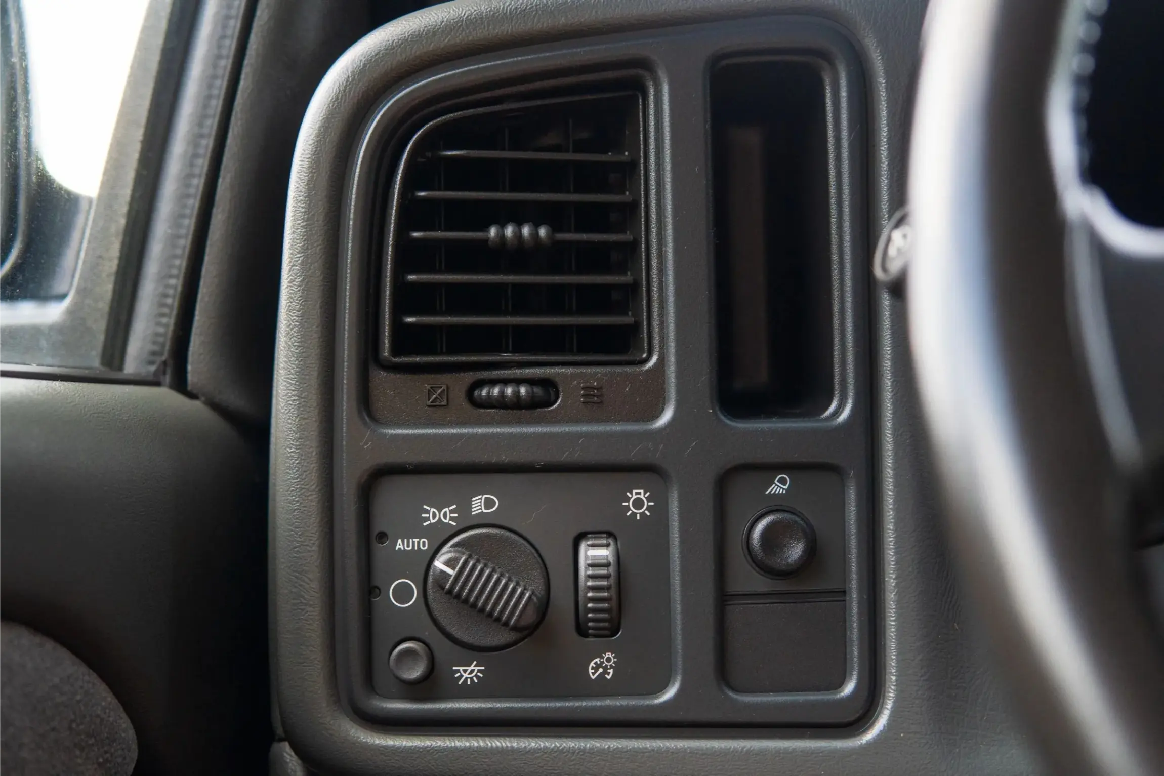 2003-chevrolet-silverado-duramax-for-sale-the-woodlands-tx-51