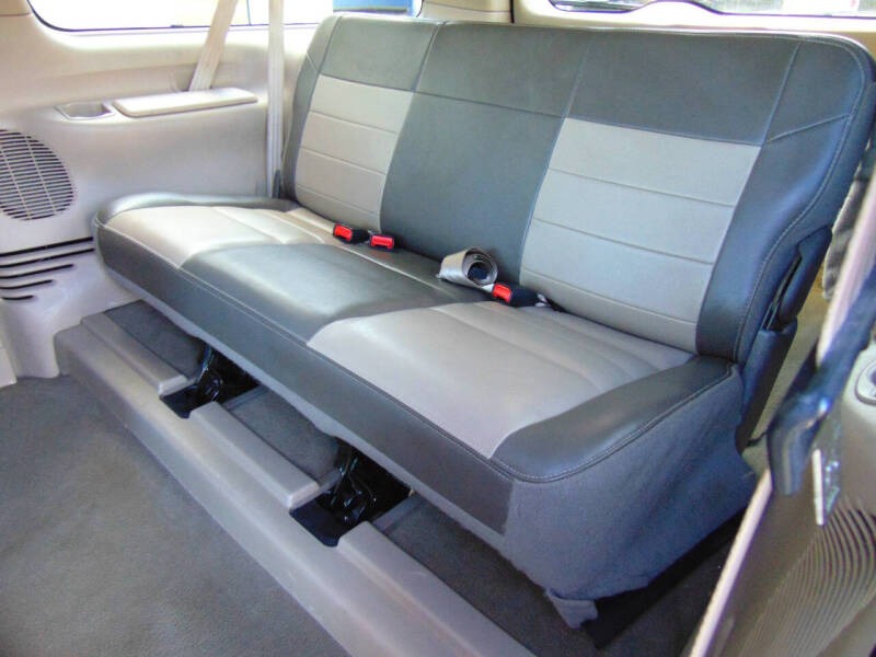 2004-ford-excursion-eddie-bauer-for-sale-12