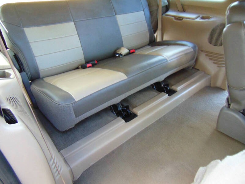 2004-ford-excursion-eddie-bauer-for-sale-21