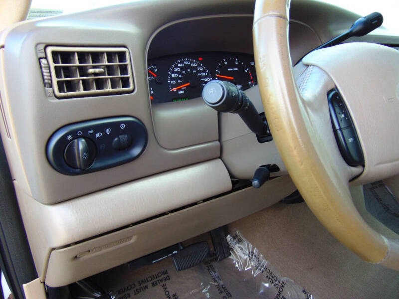 2004-ford-excursion-eddie-bauer-for-sale-23