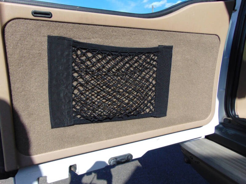 2004-ford-excursion-eddie-bauer-for-sale-54