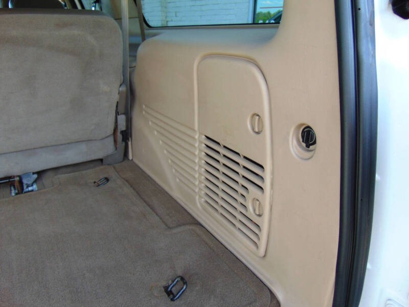 2004-ford-excursion-eddie-bauer-for-sale-55