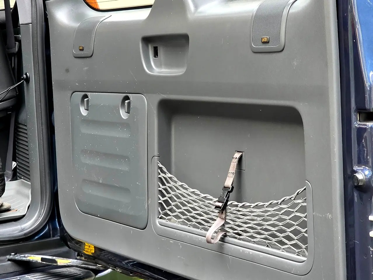 2004-lexus-gx-for-sale-modified (28)