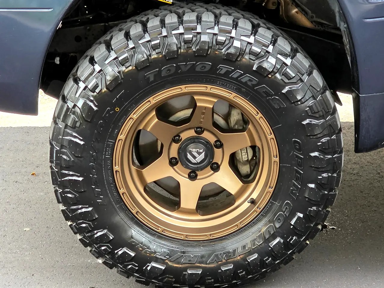 2004-lexus-gx-for-sale-modified (31)